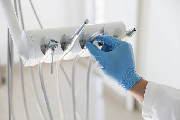 Professional Tooth Extraction technician working in Union Point, GA